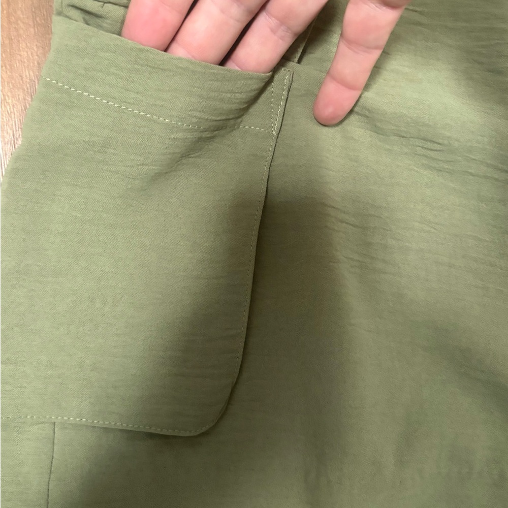 Olive Women's Cargo Skort - Picture 3 of 7
